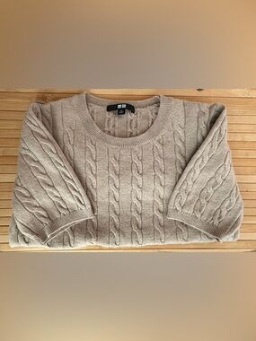 UNIQLO Women’s Cable Knit Crewneck Sweater - Taupe JPN M/ US S